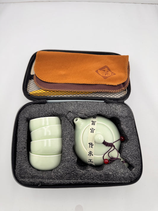 Taiwanese Tea Set