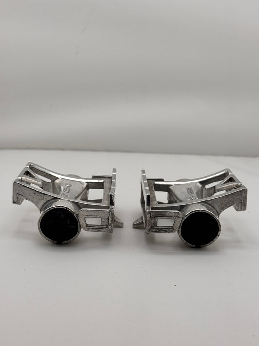 MKS AR8 Pedals